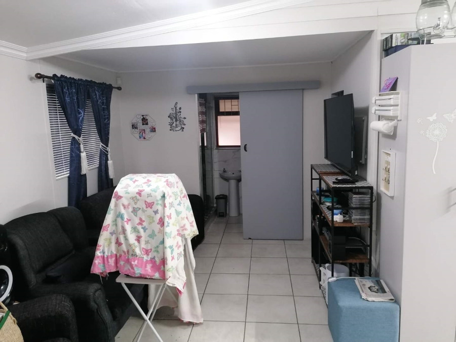 2 Bedroom Property for Sale in Franschhoek Western Cape